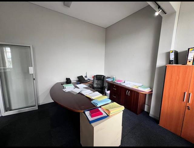 OFFICE FOR SALE IN CLARENDON